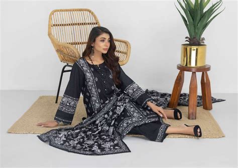 REGALIA SALINA BLACK AND WHITE CHAPTER 3 WHOLESALE LAWN ORIGINAL ...