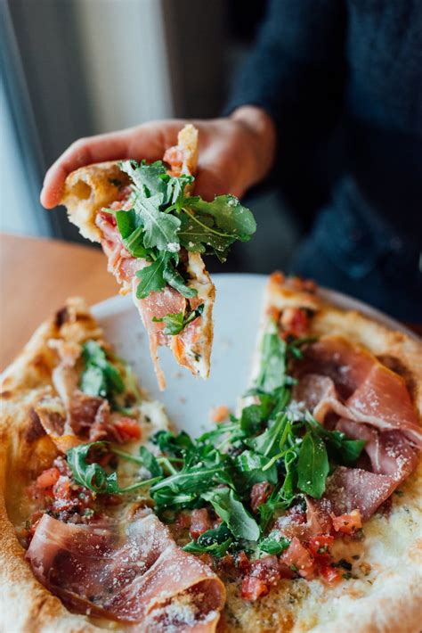 Stella Pizzeria : l'étoile montante de la pizza ! - Tastet