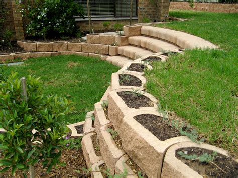 Small Curved Retaining Wall Blocks at Fernando Ward blog