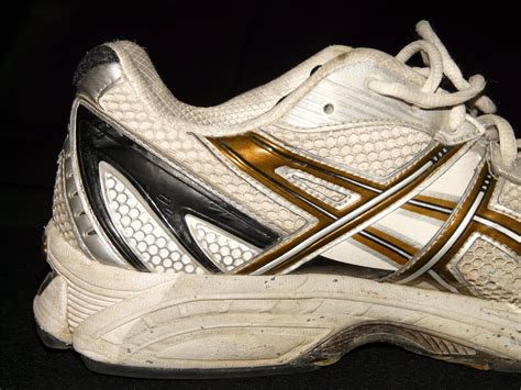 SportsShoes 的图像结果