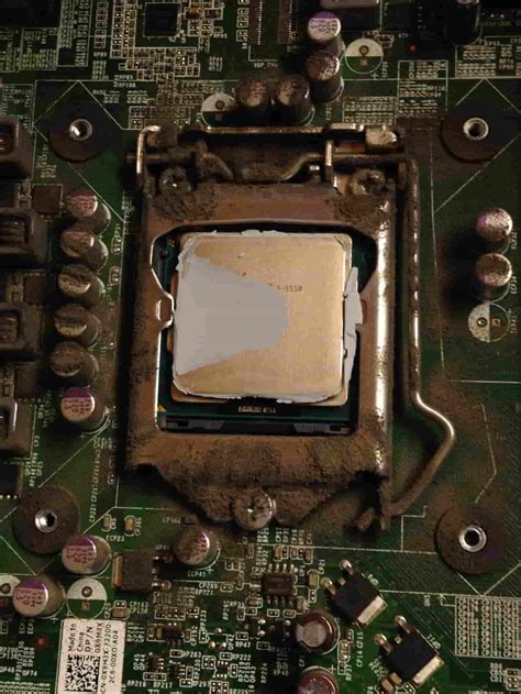 Why Do Motherboards Still Have PS2 Ports? Is It Better Than USB?