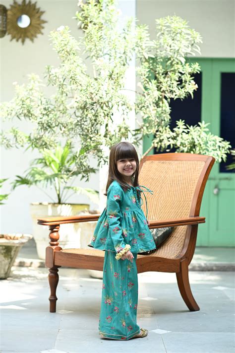 Rehmat Sharara Set - Green Anaar Bagh – Carnaby