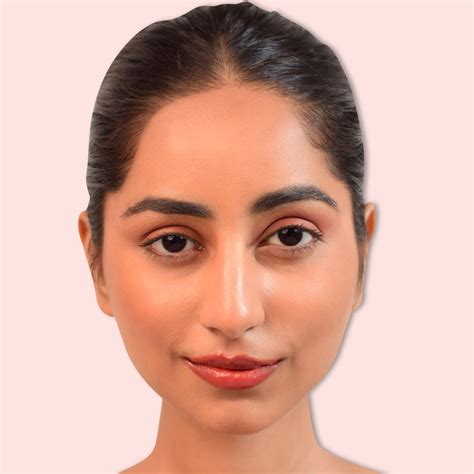 Glamveda High Shine Serum Infused Lip Gloss - Nude Shade (Tempted - 112 ...