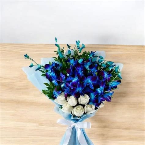 Glorious Arrangement – My Flowers Basket