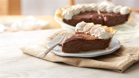 Classic Chocolate Cream Pie Recipe | HERSHEY'S