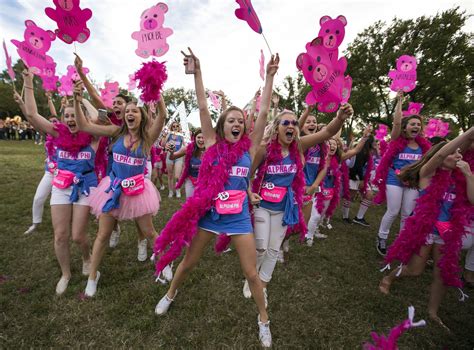 How Sororities Work | Sorority girl, Sorority, Sorority recruitment