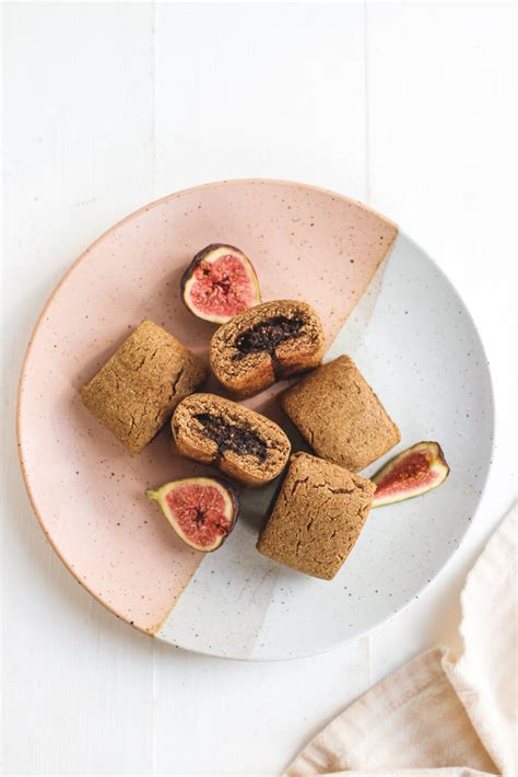 Healthy Homemade Fig Bars Recipe (Gluten-Free!) | Veggiekins Blog
