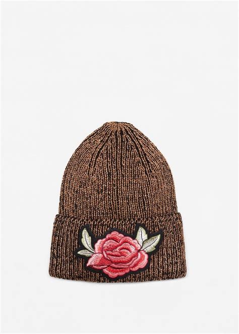 The best tuques, beanies and hats to wear this winter | Canadian Living