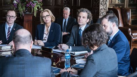 Watch Madam Secretary Season 4 Episode 19: Thin Ice - Paramount+ Australia