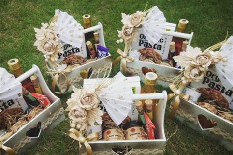 The 10 Best Wedding Gifts Shops in Gujarat - Weddingwire.in