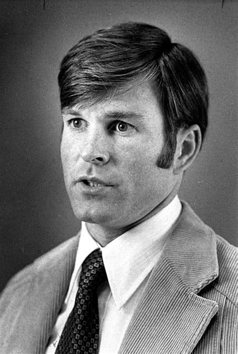 Former Supervisor Dan White kills himself, 1985