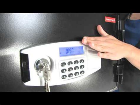 Code for Sentry Safe 的图像结果