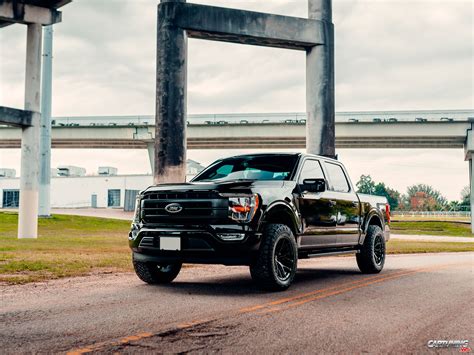 Lifted Ford F150 2023