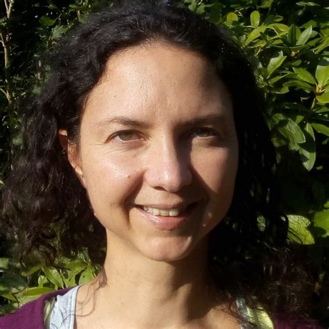 Stéphanie - French teacher - ₹4225/h