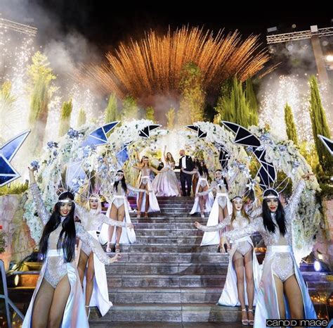 Best Wedding Bride Entrance 的图像结果