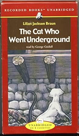 The Cat Who Went Underground : Braun, Lilian Jackson: Amazon.in: Books