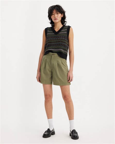 Pleated Women's Trouser Shorts - Green | Levi's® US