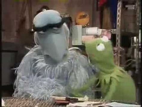 Sam the Eagle - YouTube | The muppet show, Muppets, Kermit and miss piggy