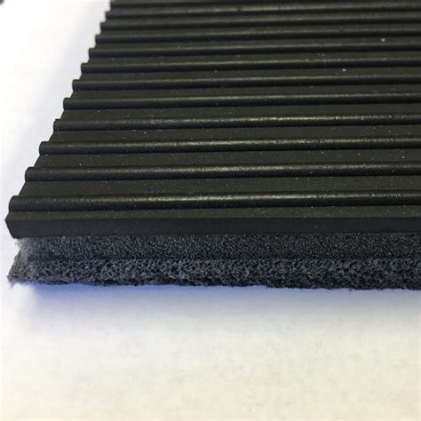 Peterbilt 365 367 384 386 388 389 357 378 379 385 Minimizer Floor Mat ...