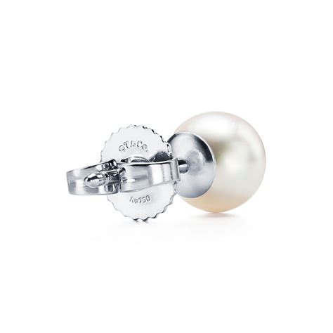 Tiffany Signature® Pearls:Earrings | Tiffany & Co. US