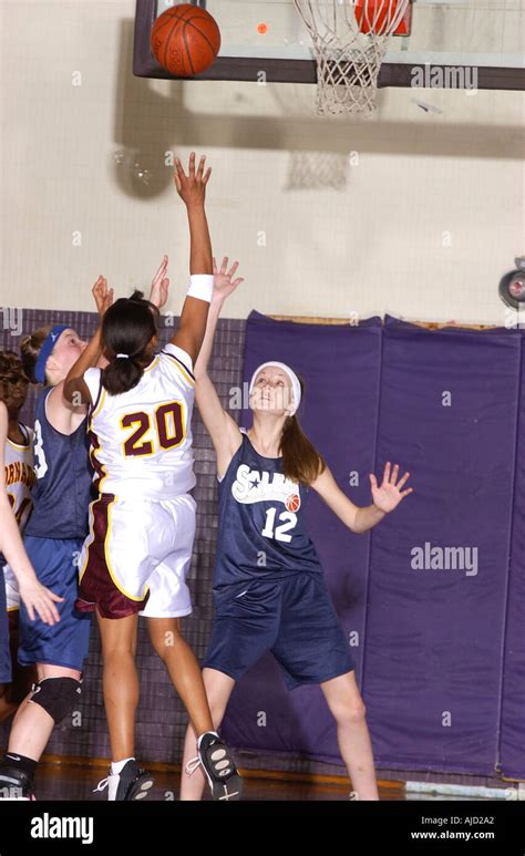 Girls Basketball Game 的图像结果