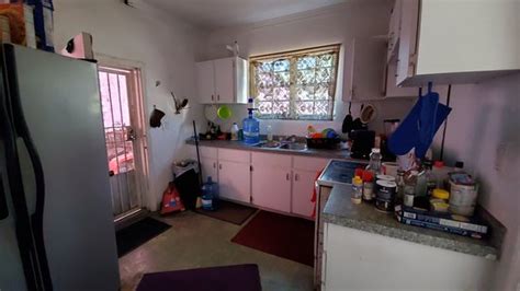 DA PINK AND WHITE PALACE (Bahamas/Nassau) - Specialty B&B Reviews ...