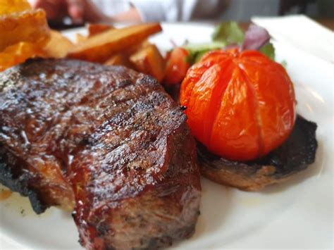 SQUARE & COMPASS (Normanton on Trent) - Inn Reviews, Photos, Rate ...