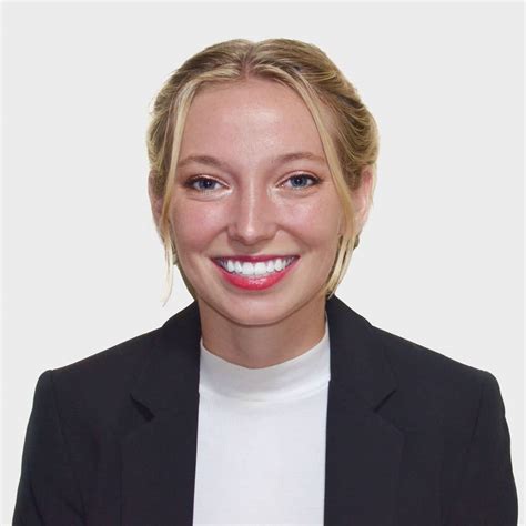 Late-Onset Schizophrenia: Symptoms, Causes, and Treatment