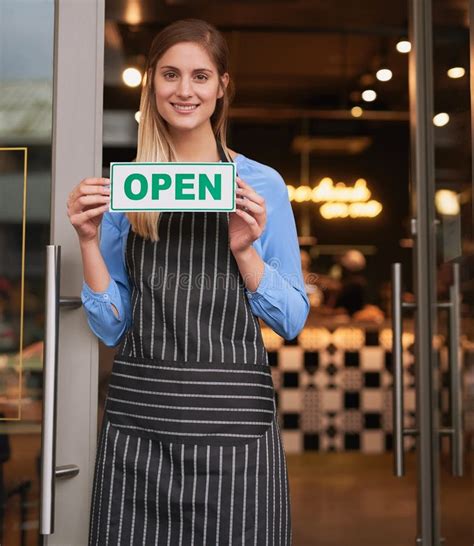 Small Business Open Sign 的图像结果