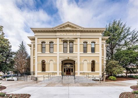 Rehabilitation of Napa County Superior Court | Traditional building ...