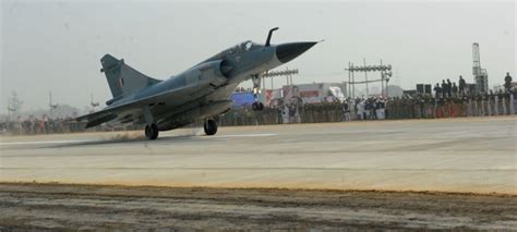 12 Images Of Agra-Lucknow Highway Show Indian Air Force Is Ready For ...