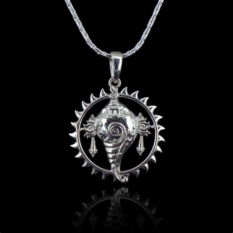 Shanka Chakra Pendant – Arts of Devotion
