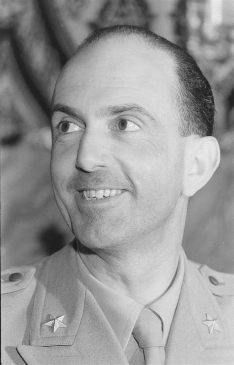 King Umberto II of Italy smiling, 1945 : r/monarchism