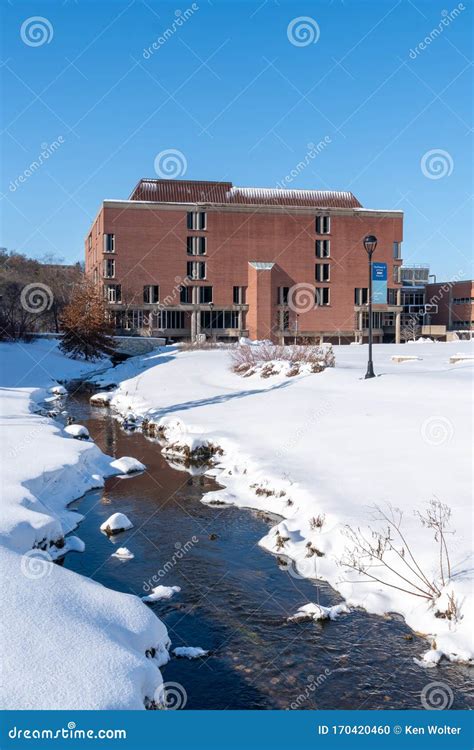 McIntyre Library at the University of Wisconsin-Eau Claire Editorial ...