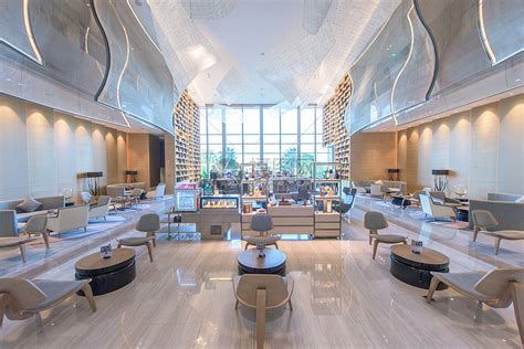 广州历史最悠久的五星级酒店，也是最早上市的酒店，你选择入住？_腾讯新闻