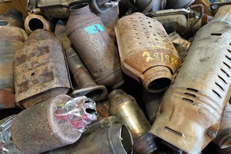 Top 5 Signs Your Catalytic Converter Is Going Bad