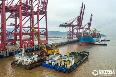 舟山中远海运船务顺利完成首单脱硫塔通关业务-中华航运网