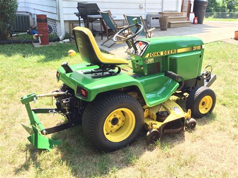 John Deere 318 Potato Plow