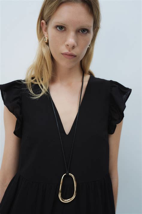 Flutter-sleeved A-line dress - Black - Ladies | H&M IN