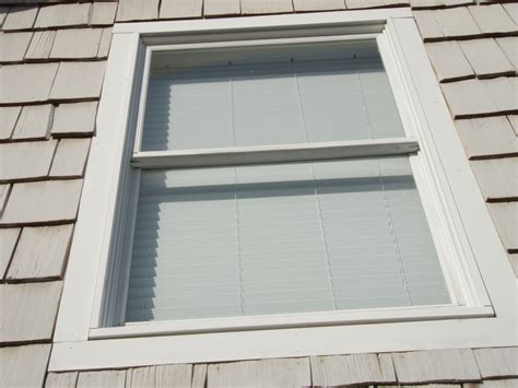 Double Hung Windows – Why Are They So Popular? - Armor Roofing