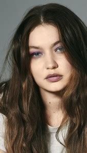 Gigi Hadid American model Matte Finish Poster Paper Print - Animation ...