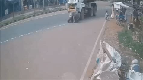 Shocking Escape! Andhra Pradesh Man Run Over by Concrete Mixer Truck ...