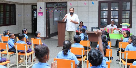 CMPIG and ANRF Project Distribute Educational Kits to Migrant Students ...