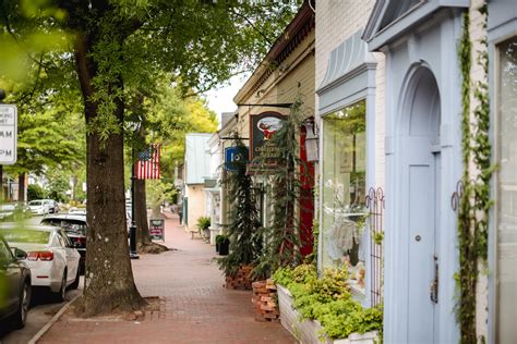 The Town of Middleburg to Host Dickens-Themed Holiday Celebration ...