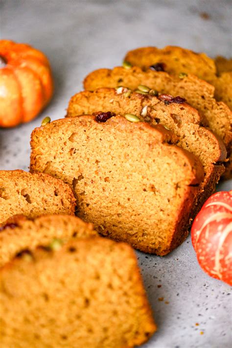 Pumpkin Greek Yogurt Bread - The Baking ChocolaTess
