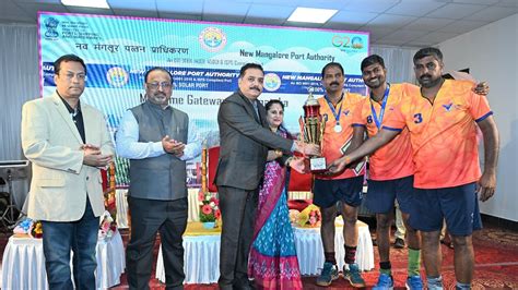 "Valedictory function of All Major Port's Volleyball tournament at NMPA ...
