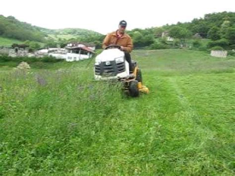 TRATTORINO TOSAERBA CUB CADET G1224 2   YouTube