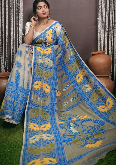 Charulata Dhakai Jamdani Saree – Monamaar
