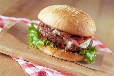 how to cook rare burger