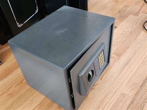 Stack-On Strong Box Safe 的图像结果
